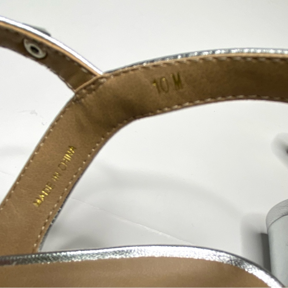 JILDOR Silver Napa Midge T-Strap Studded Sandal - Picture 14 of 15